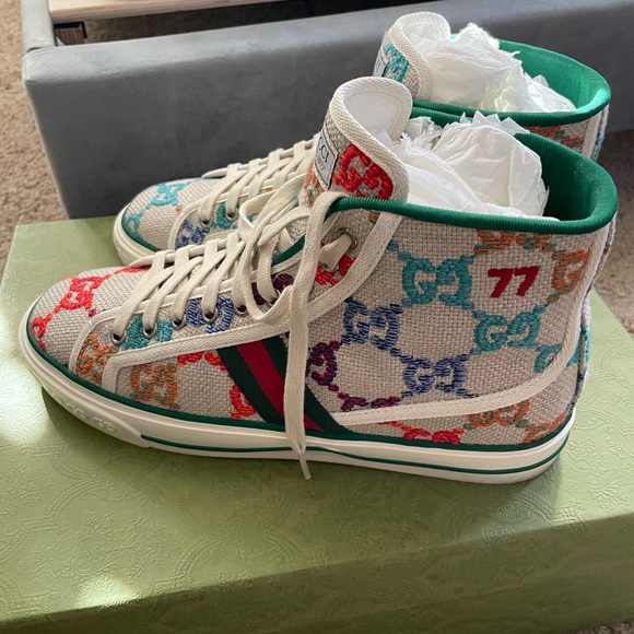 Gucci shoes